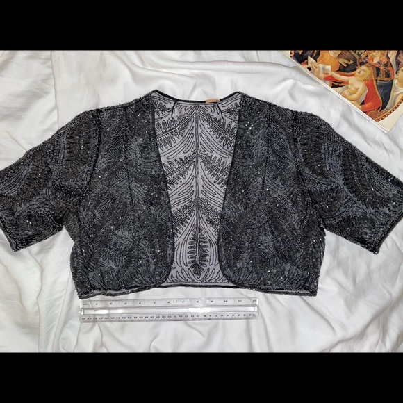 Sheer, beaded shawl made in France - Picture 5 of 7